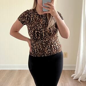 AQUA Leopard Print T-Shirt M Mobwife Baby Tee